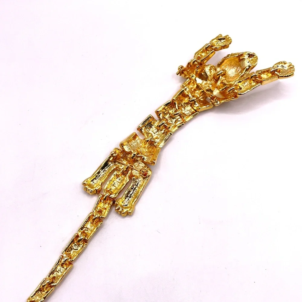 Vintage Leopard Shoulder Brooch 7 1/2